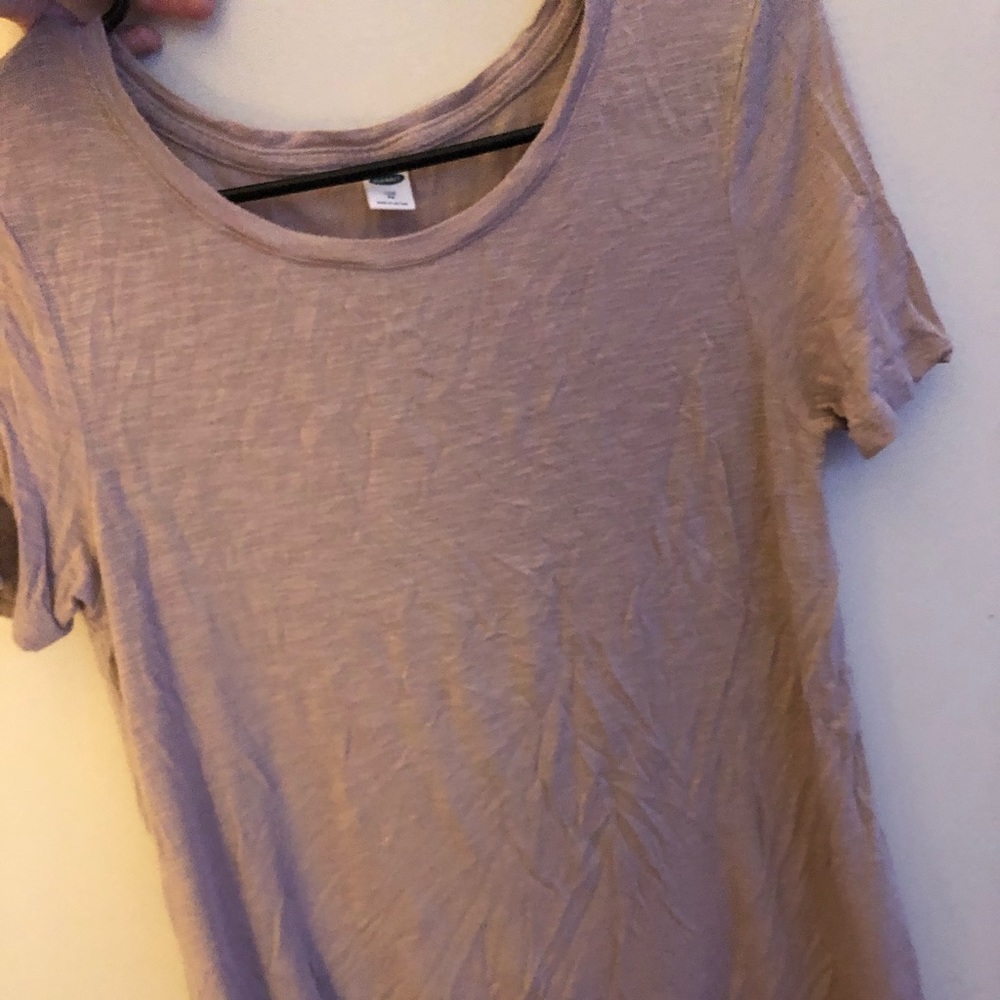 old navy tee